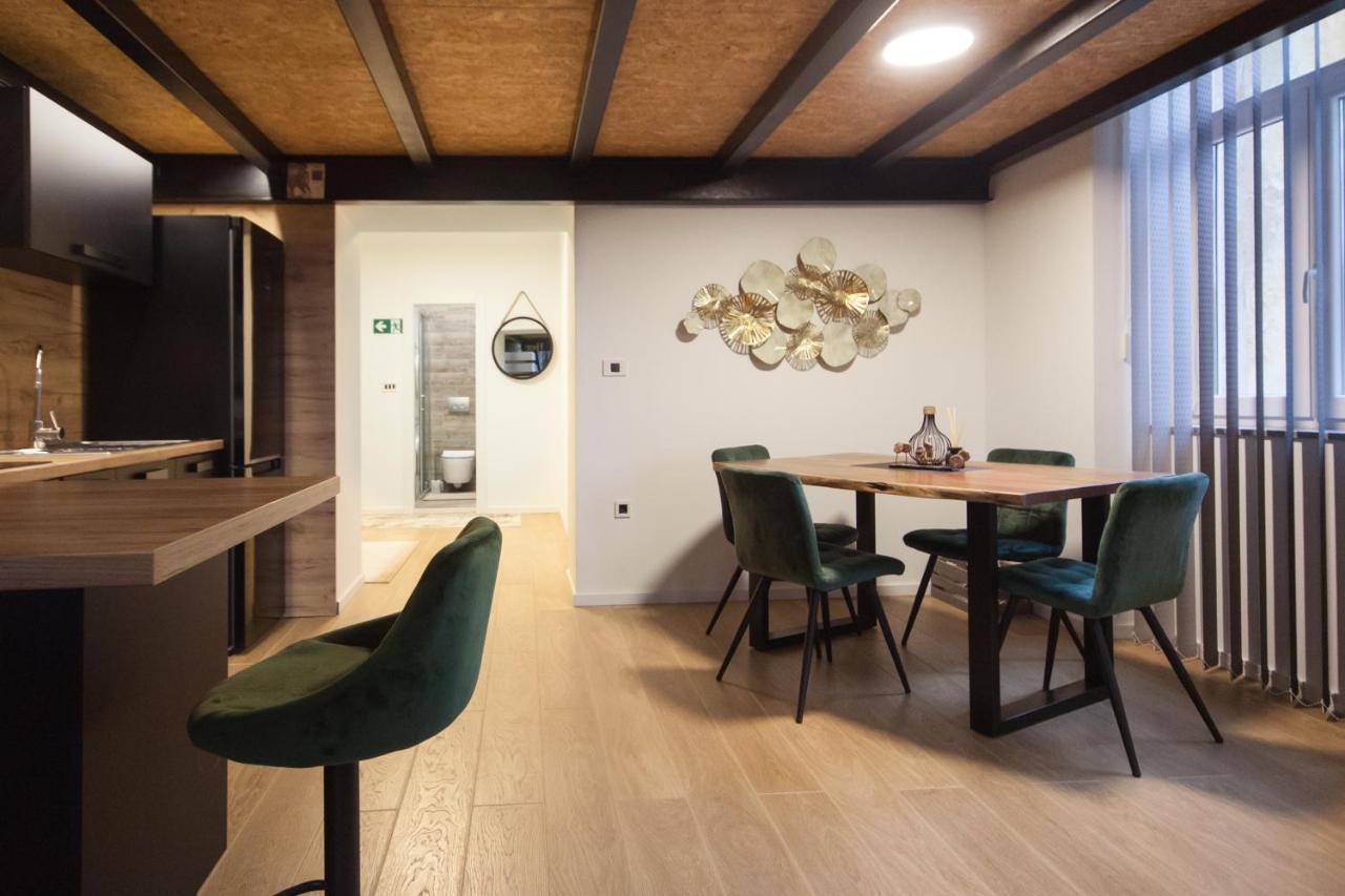 Apartment Josip Pula Exterior photo